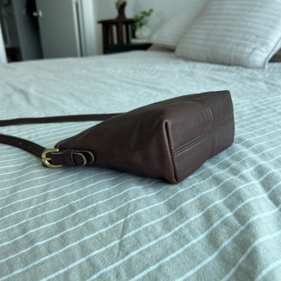 Vintage Coach 4107 SoHo Mini Basket Bag in Mahogany & Brass Hardware - Picture 3 of 10